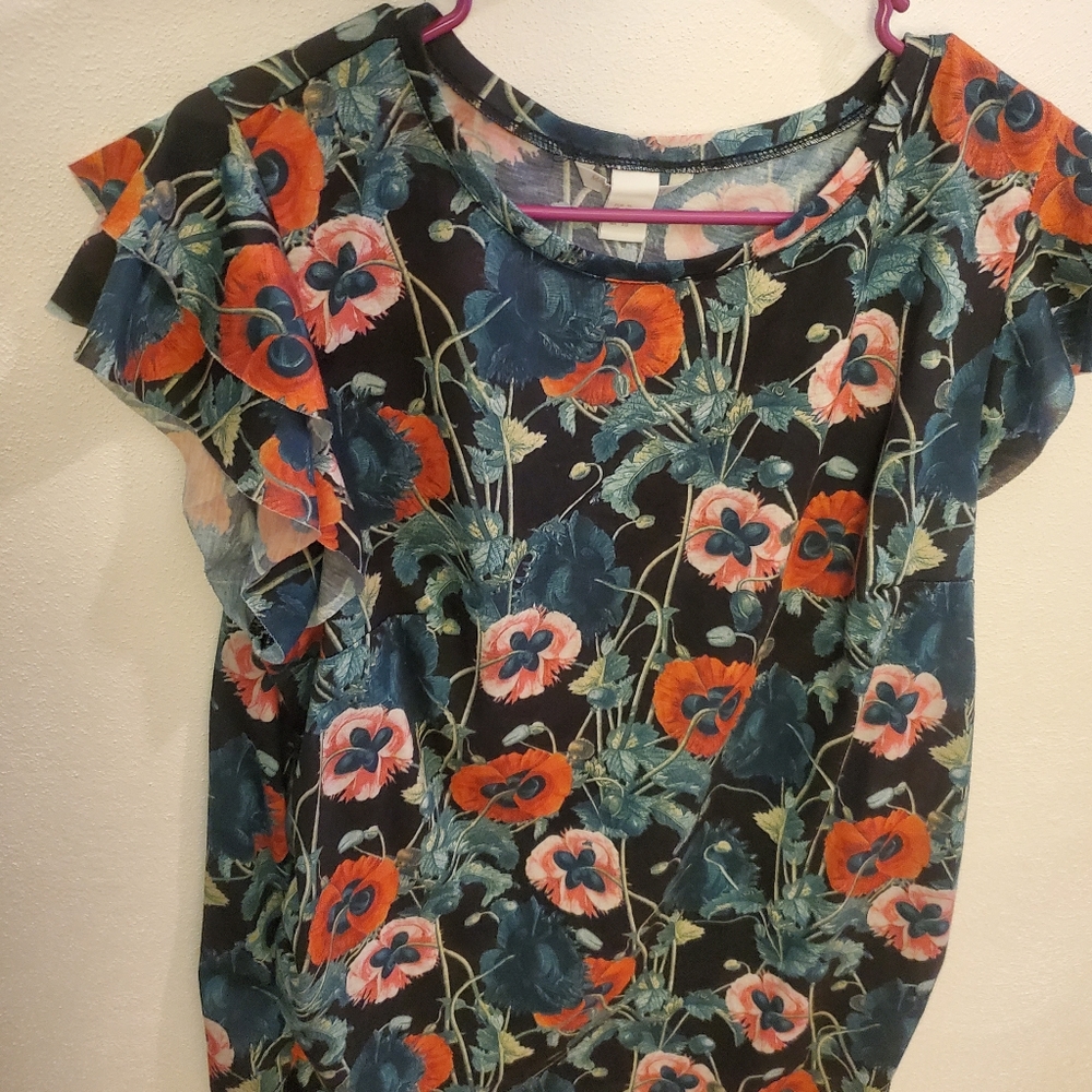 H&M Floral Maternity Top Size Large